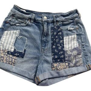 American Eagle Outfitters Women's Blue Patchwork Cuffed Mom Jean Shorts Size 8